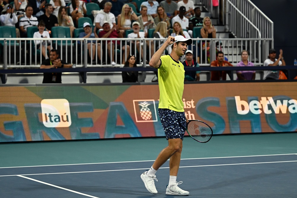 Masters 1000 Miami, Hurkacz salva il primato di Djokovic: Medvedev ko