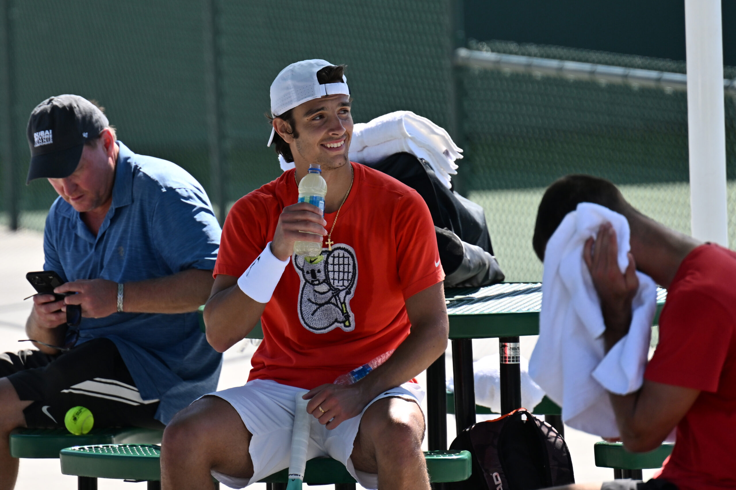 Italia stellare ad Indian Wells: esordio con sorriso per Paolini e Musetti