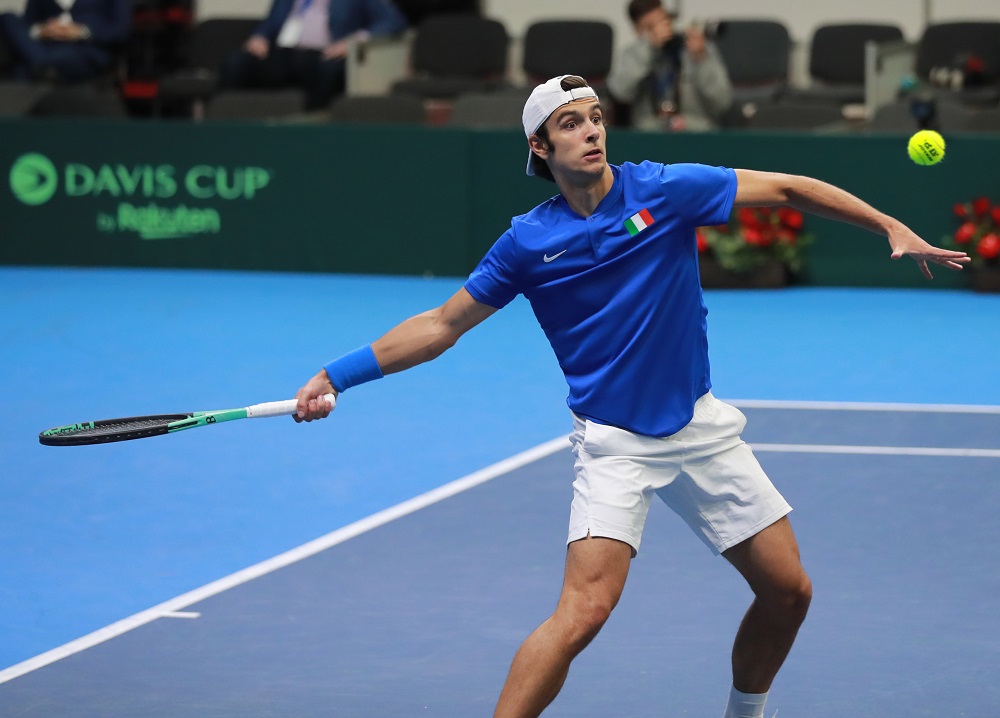 Coppa Davis, esordio da sogno per Musetti: l’Italia vola alle Finals!
