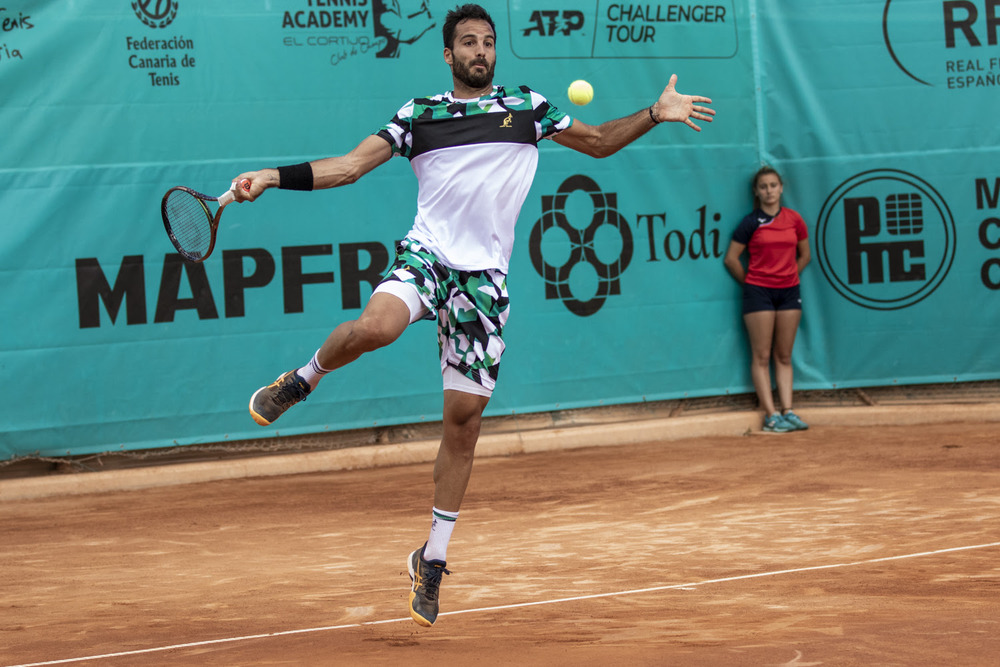 Challenger Gran Canaria, Caruso: “C’è chi scrive per riempire spazi, io penso al tennis”