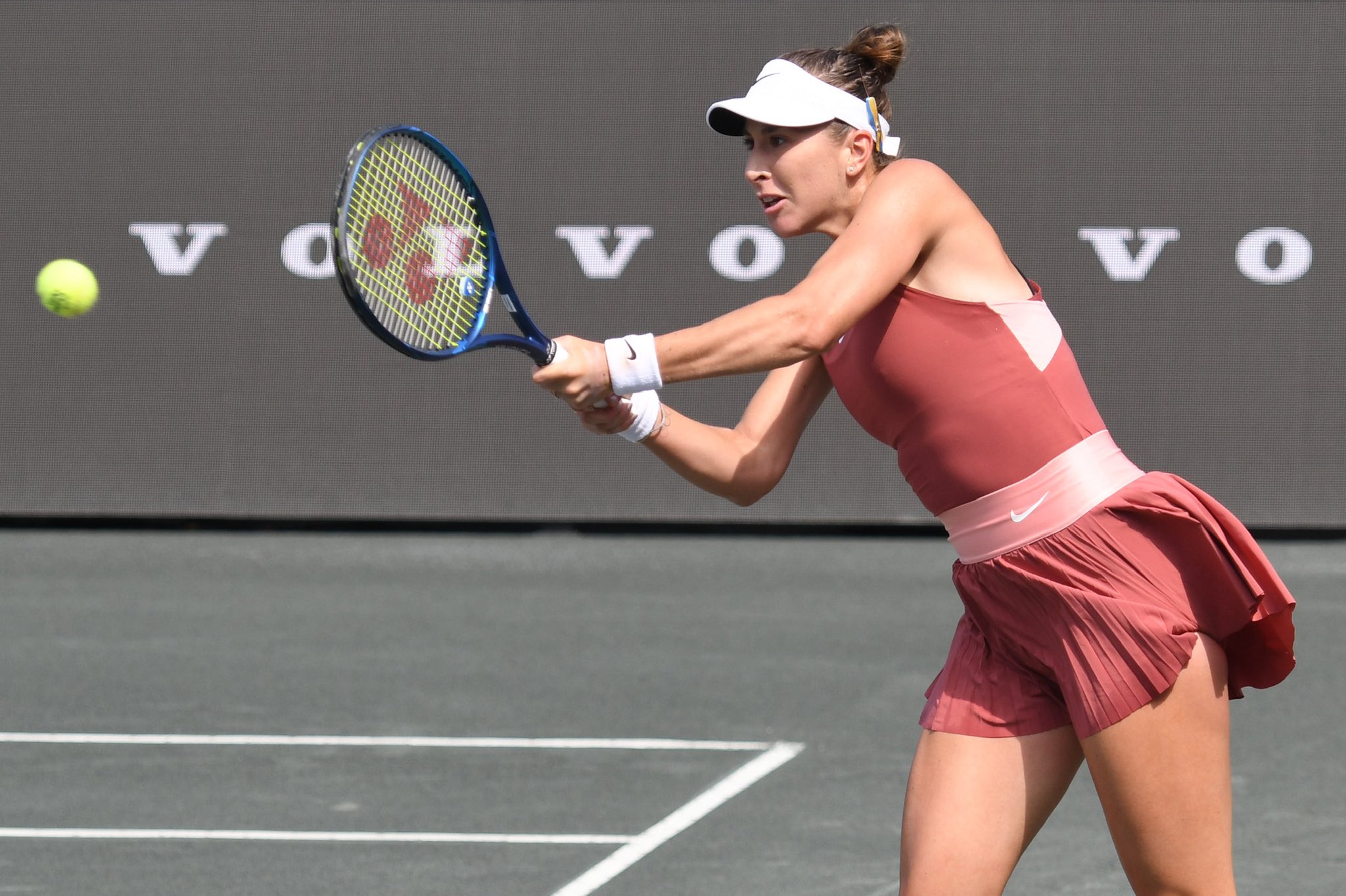 WTA Charleston: Jabeur sul velluto, super Bencic rimonta Badosa