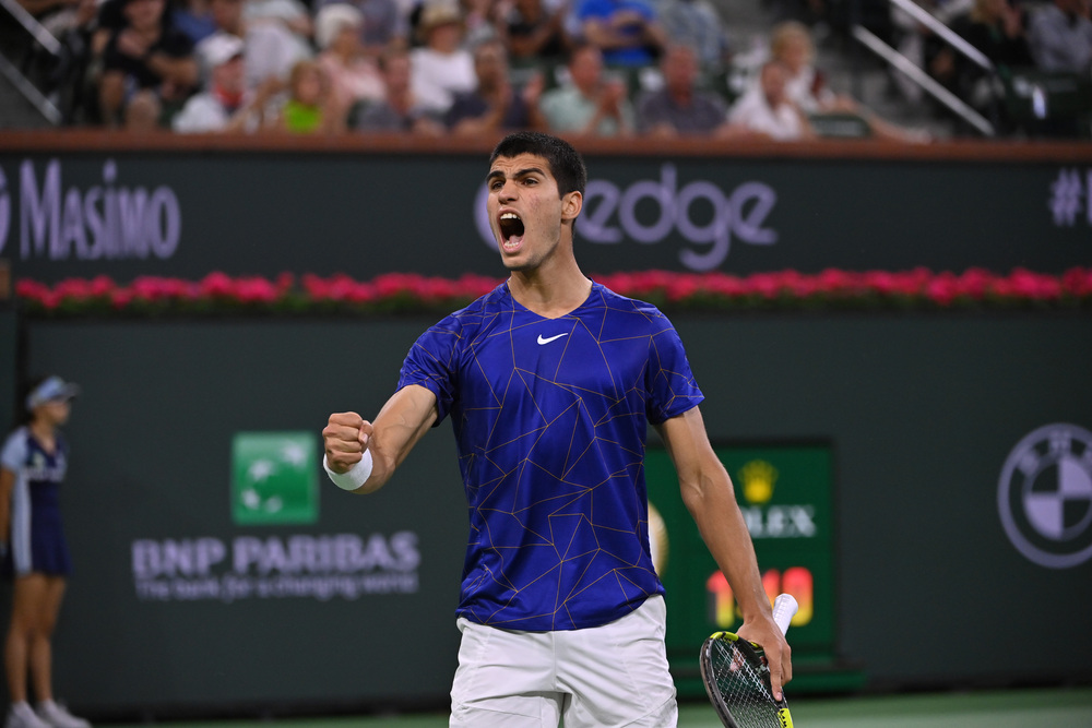 Masters 1000 Miami, un inarrestabile Alcaraz rimonta Kecmanovic e conquista la semifinale