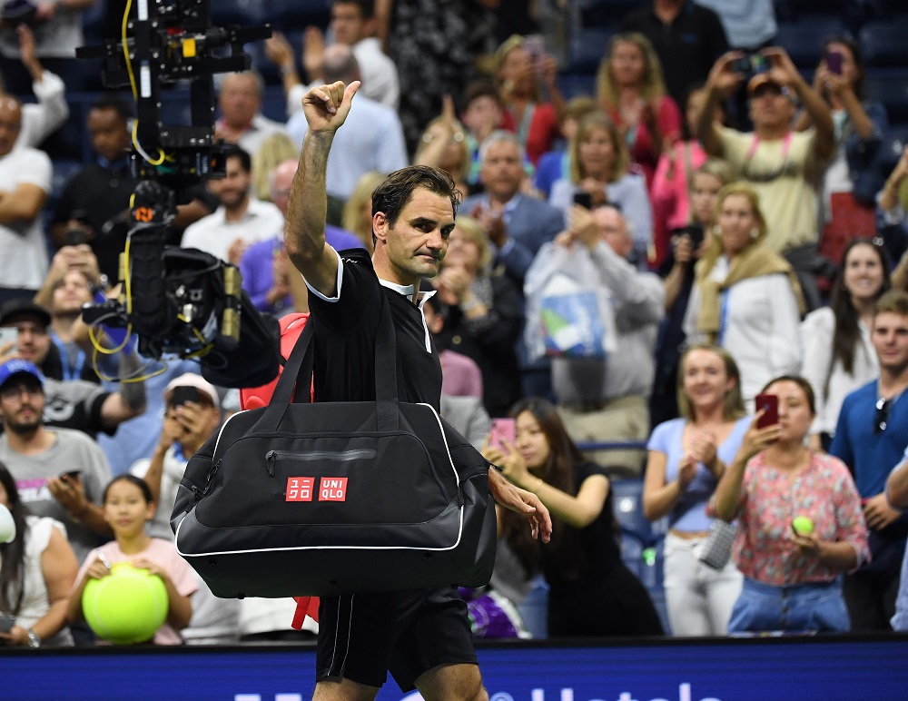 Prosegue la riabilitazione di Roger Federer, i tifosi sognano il ritorno