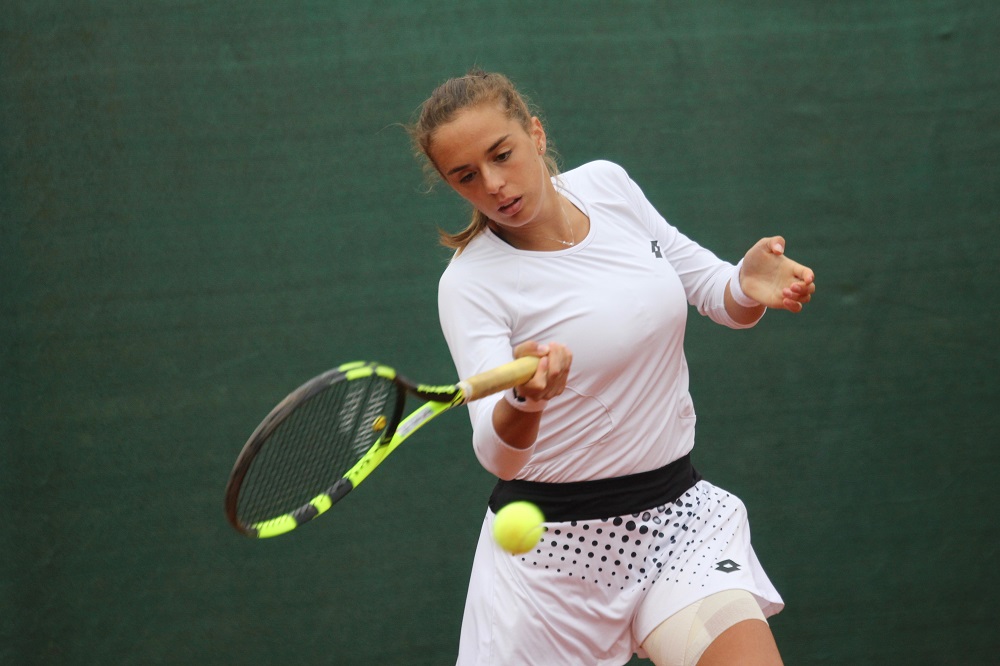 WTA 1000 Madrid, qualificazioni: esordio convincente per Lucia Bronzetti e Martina Trevisan