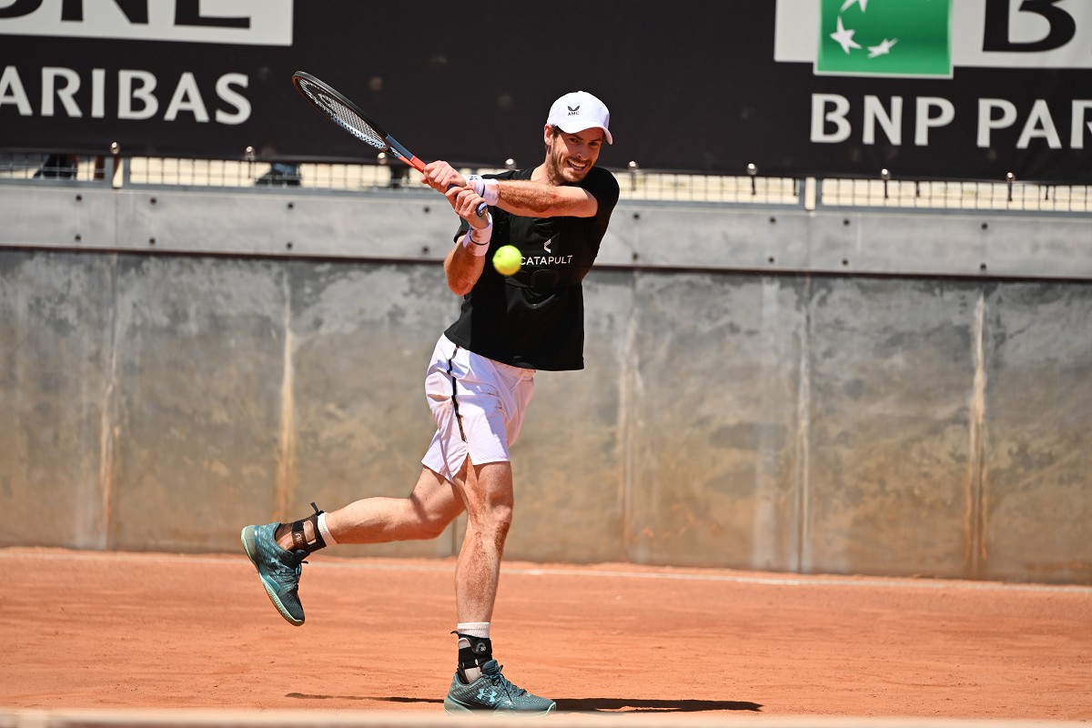 La compagnia aerea smarrisce il borsone di Murray e Broady si prende la rivincita su Twitter (Foto)