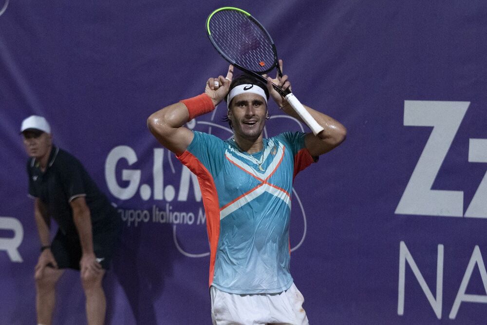 Challenger Roma 1, finale tutta azzurra al Garden: Moroni sorprende Halys, Agamenone supera Cobolli nel derby