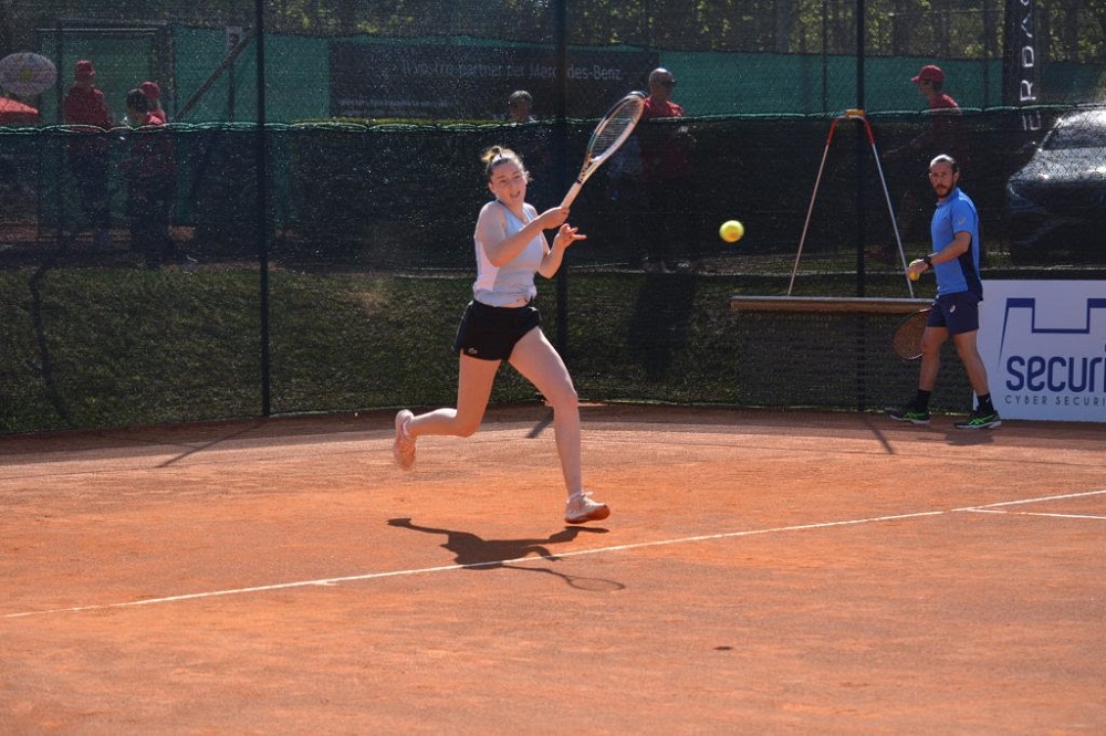 ITF Chiasso, esordio vincente per la giovanissima Elsa Jacquemot: “Obiettivo top 100”