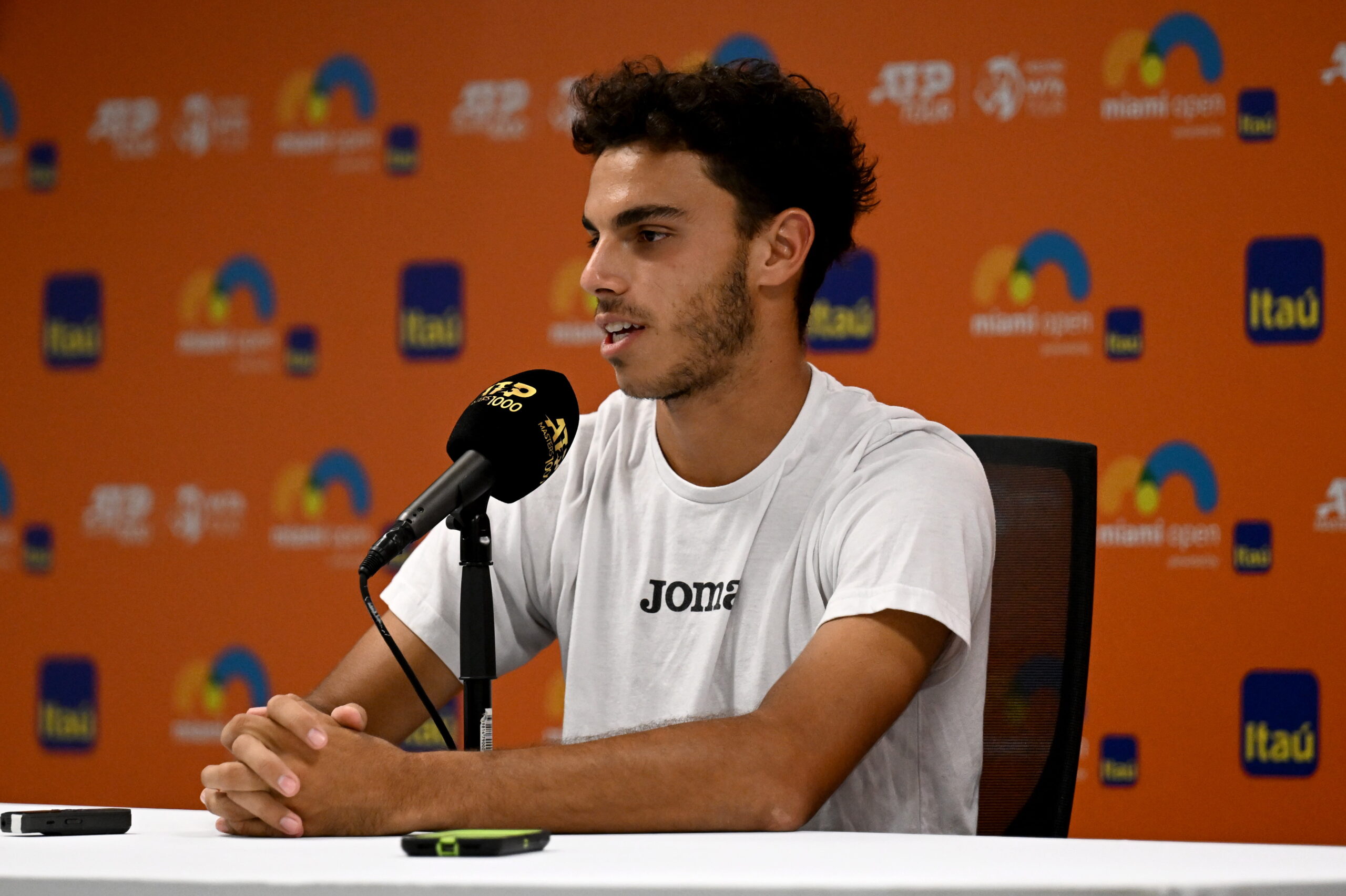 Roland Garros, Francisco Cerundolo nei guai: arrestato da ubriaco dopo aver schiaffeggiato un tassista