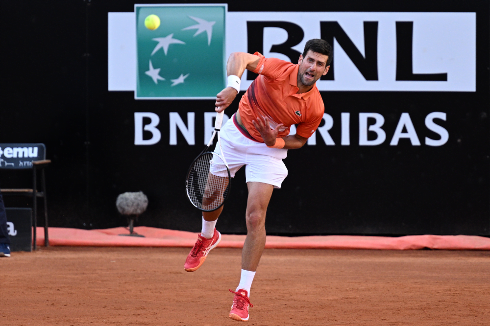 Roland Garros: sarà Djokovic-Nadal ai quarti di finale, ma che fatica per Rafa. Zverev passa su Zapata Miralles