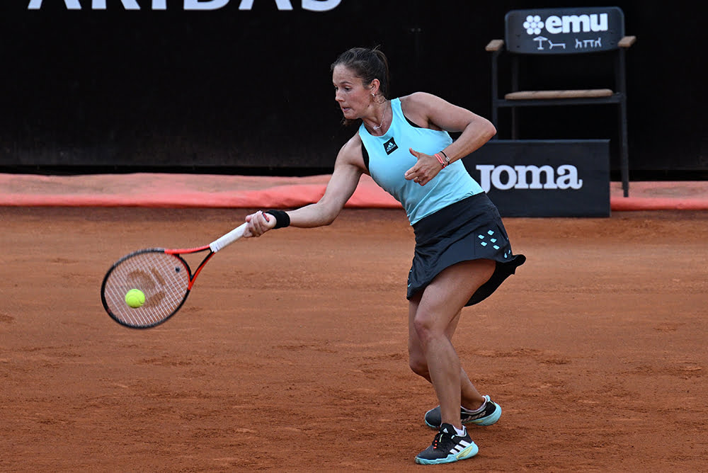 Roland Garros: Kasatkina arresta la corsa di Giorgi e vola ai quarti di finale