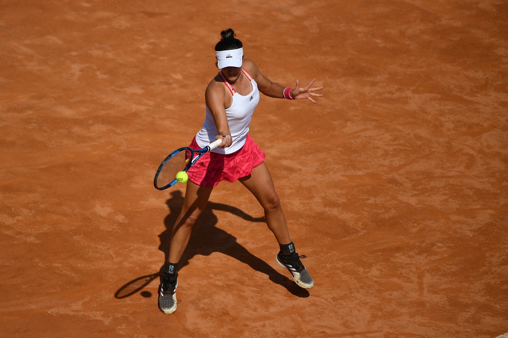 Garbine Muguruza è arrivata a Roma: “Accorrete e fate il tifo per noi” (VIDEO)