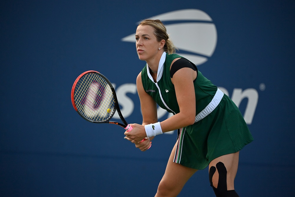 Annuncio shock di Pavlyuchenkova: “Il ginocchio non dà tregua, la mia stagione finisce qui”