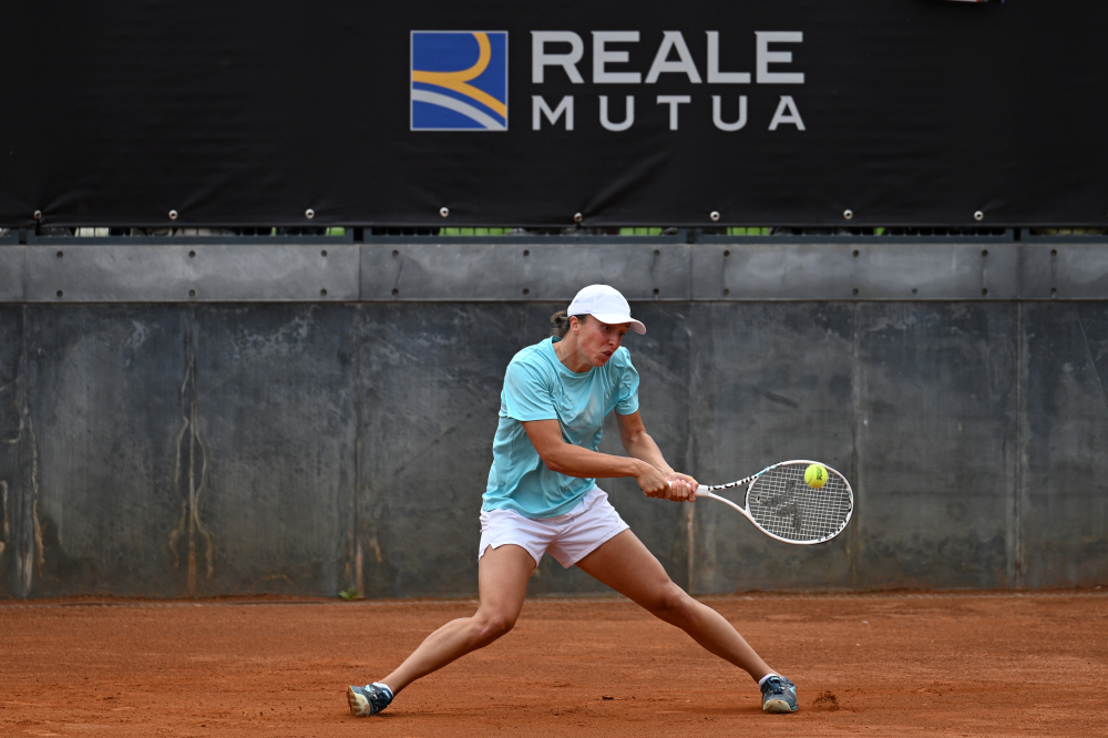 Internazionali BNL d’Italia, Swiatek supera Azarenka e approda ai quarti: sfiderà Andreescu. Avanti anche Sabalenka, Teichmann e Anisimova