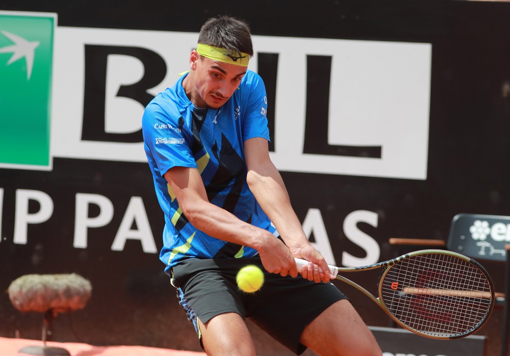 Internazionali BNL d’Italia, altra delusione per Sonego: Shapovalov vola al secondo turno