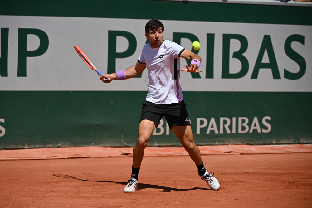 Flussi anomali di scommesse al Roland Garros: sospetti sul match di qualificazione tra Zapata Miralles e Sela