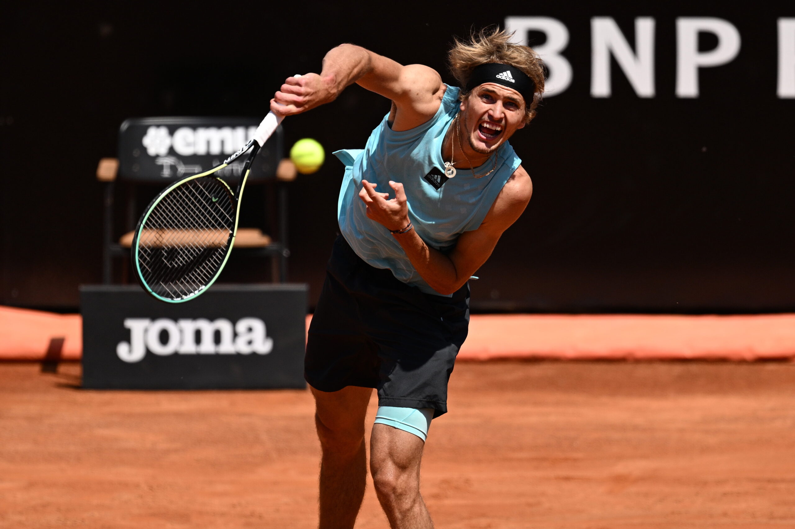 Roland Garros: Zverev spegne il sogno di Alcaraz, il tedesco vola in semifinale