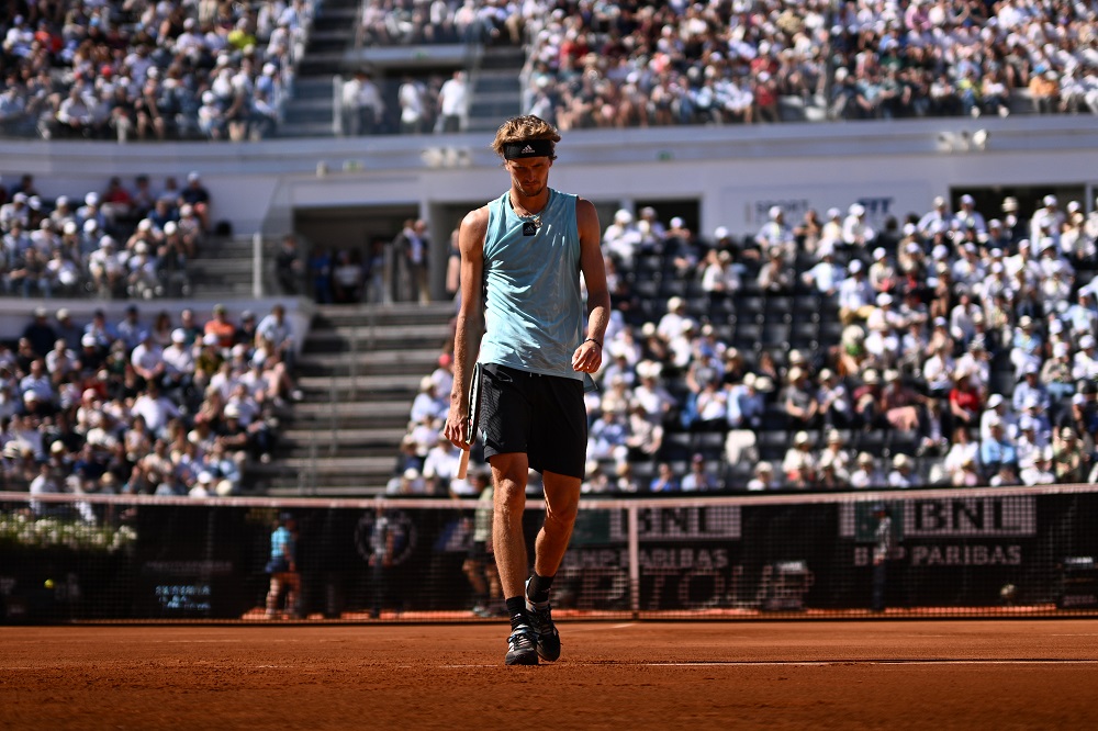 Roland Garros, Zverev scaccia la pressione: “I favoriti sono Djokovic e Nadal”