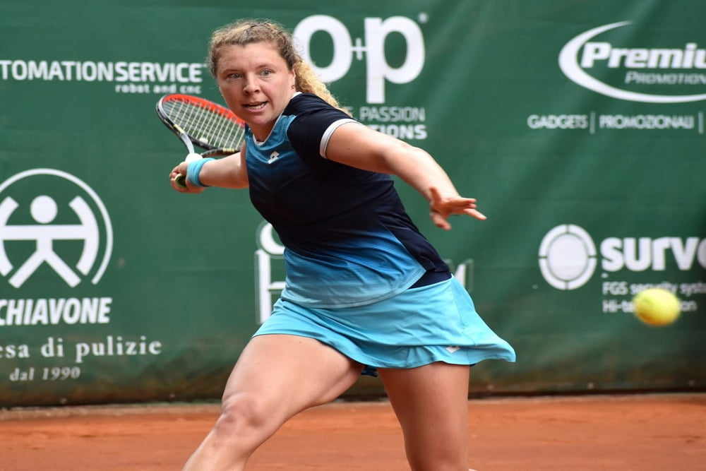 Internazionali femminili di Brescia, esce di scena In-Albon, testa di serie numero 1. Friesdam vola in semifinale
