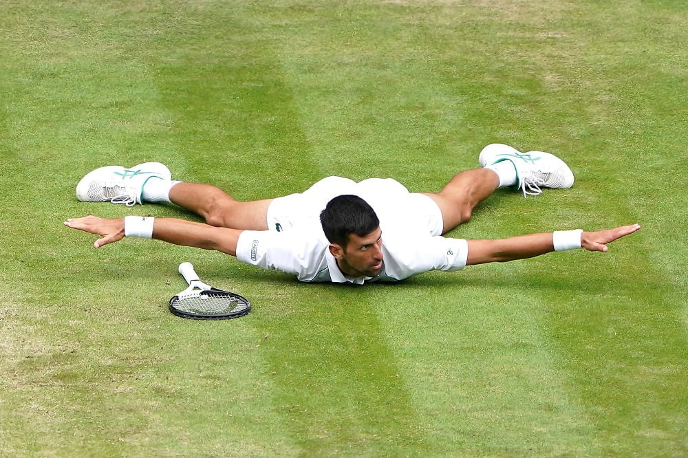 Wimbledon, Djokovic rimonta Sinner: il colpo più bello del match (VIDEO)