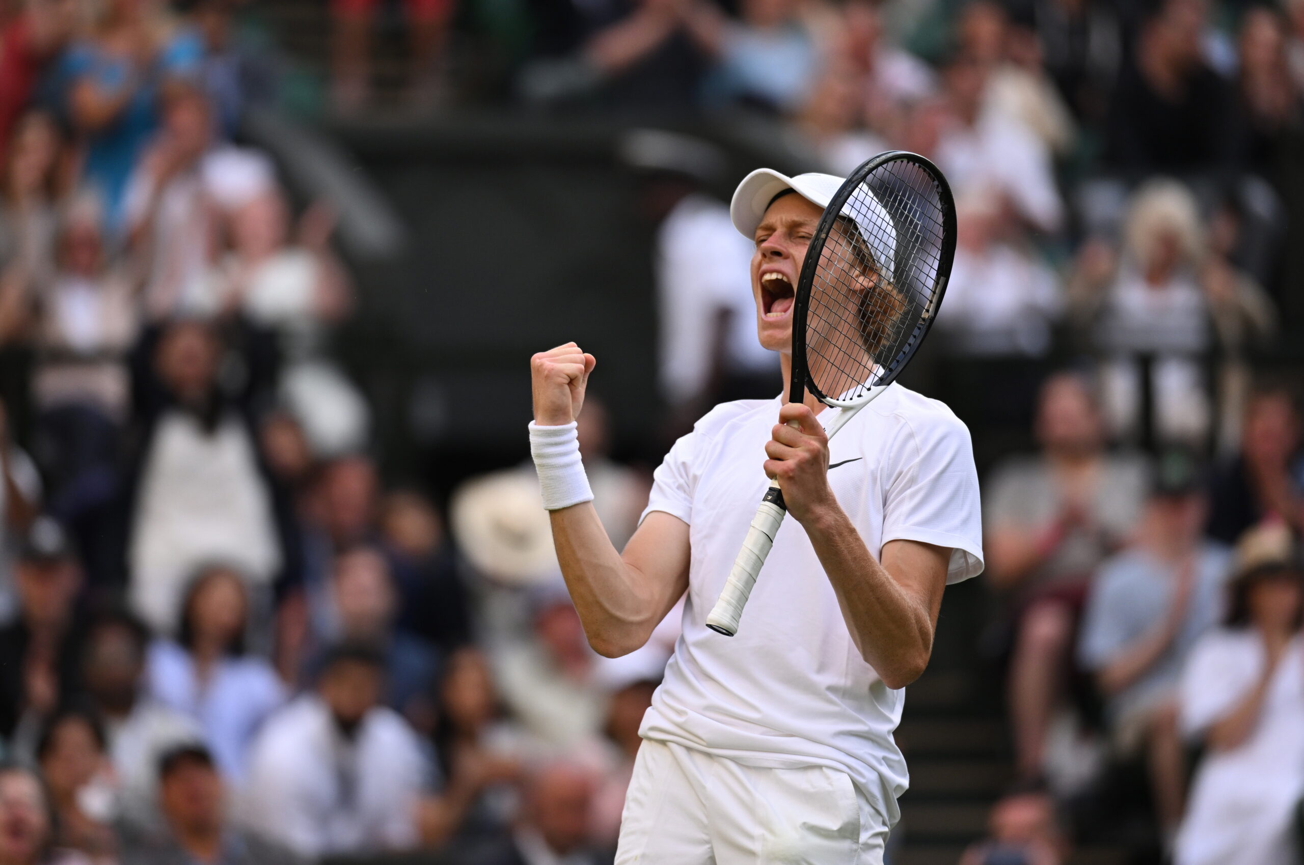 Ranking ATP: Jannik Sinner rientra in top 10 e diventa numero uno d’Italia, Novak Djokovic vince Wimbledon e scivola di quattro posizioni