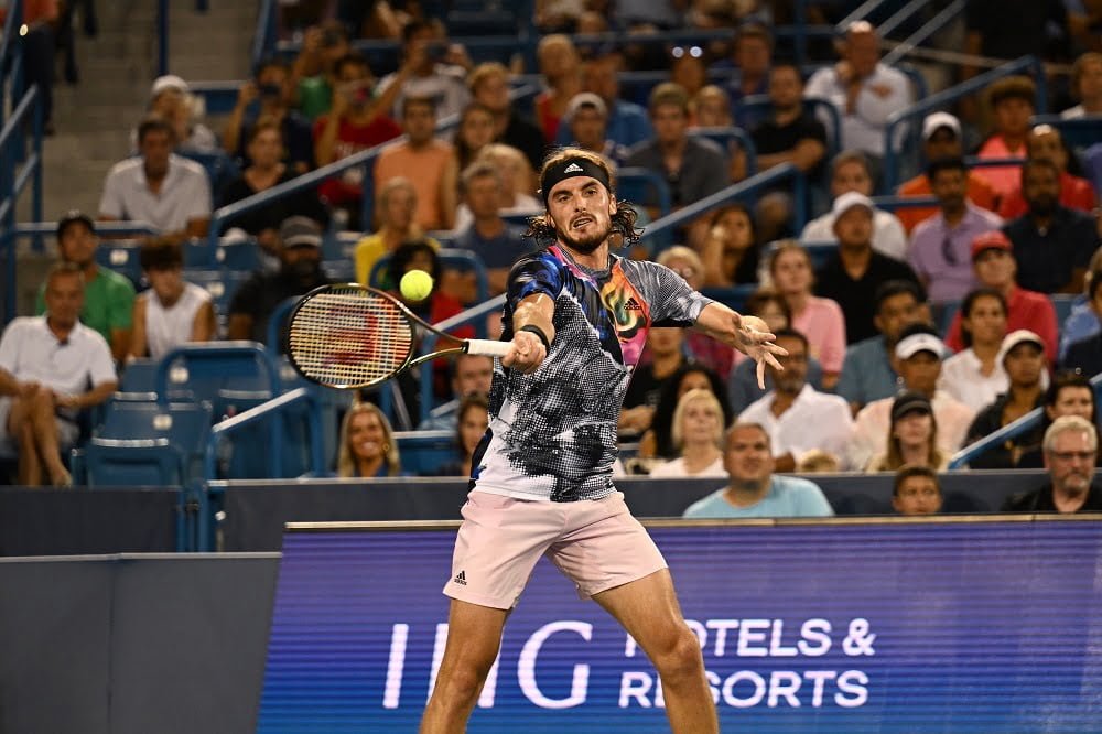 Tsitsipas può sognare: la corsa alla prima posizione mondiale è tutta nelle sue mani