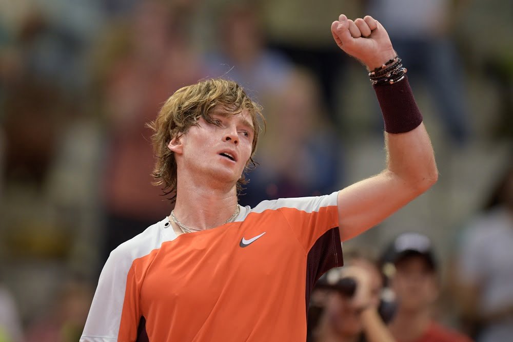 Rublev distrugge Korda e vince a Gijon: è il quarto titolo stagionale
