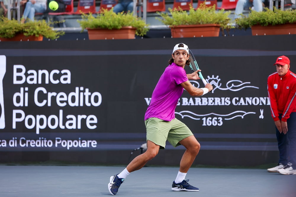 È Lorenzo Musetti il re di Napoli: Berrettini sconfitto nella finale tutta italiana