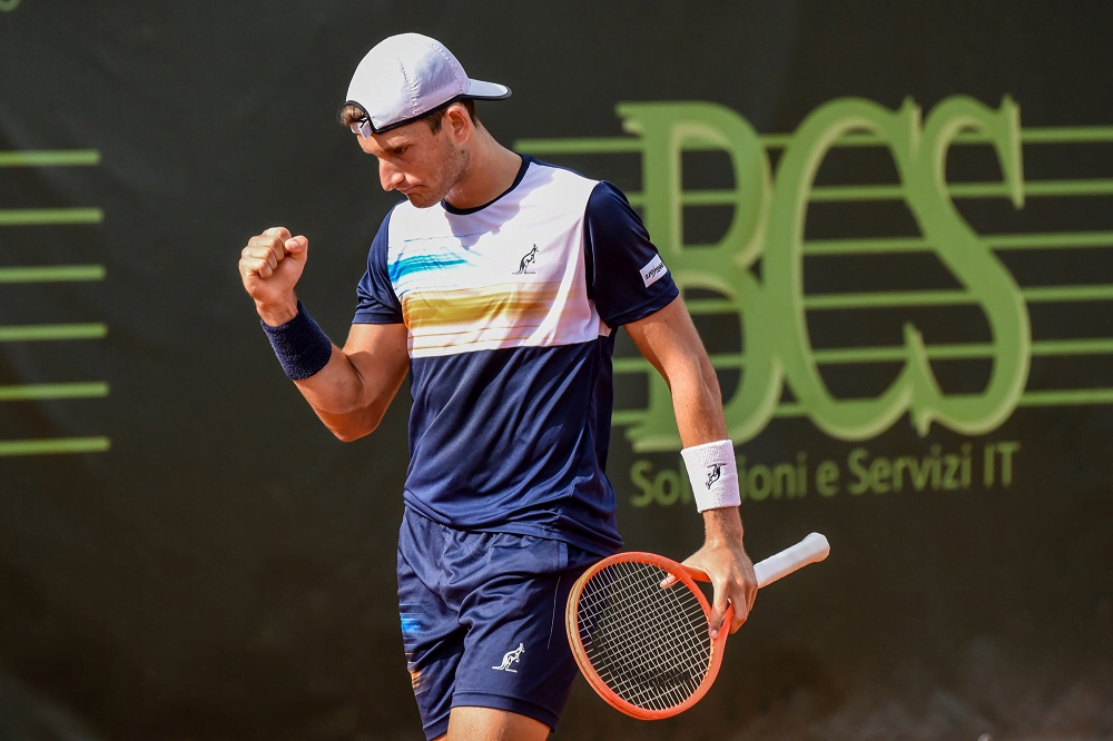 ATP 250 Firenze, fantastico Passaro: batte Zhang e conquista la prima vittoria nel circuito maggiore