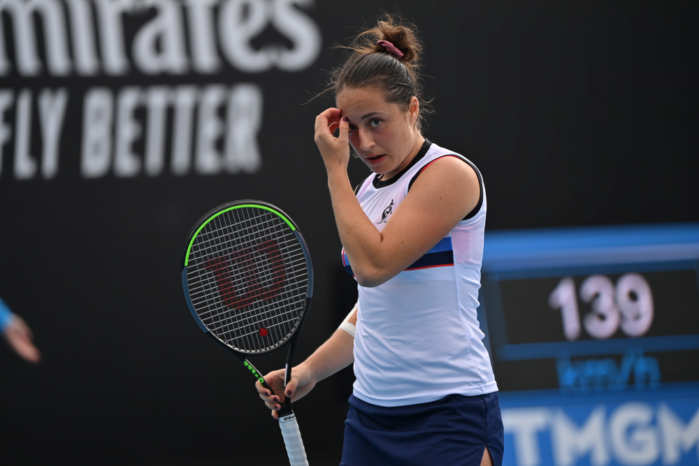Billie Jean King Cup Finals, Cocciaretto si ferma sul più bello: passa Teichmann al terzo, è 1-0 Svizzera