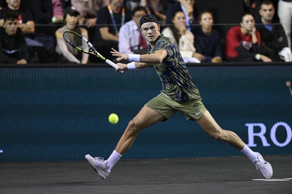 Masters 1000 Parigi-Bercy, un problema addominale ferma Alcaraz: Rune in semifinale