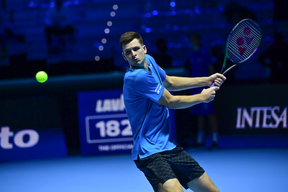 ATP 250 Marsiglia, indomabile Hurkacz: batte Bonzi e conquista il sesto titolo della carriera