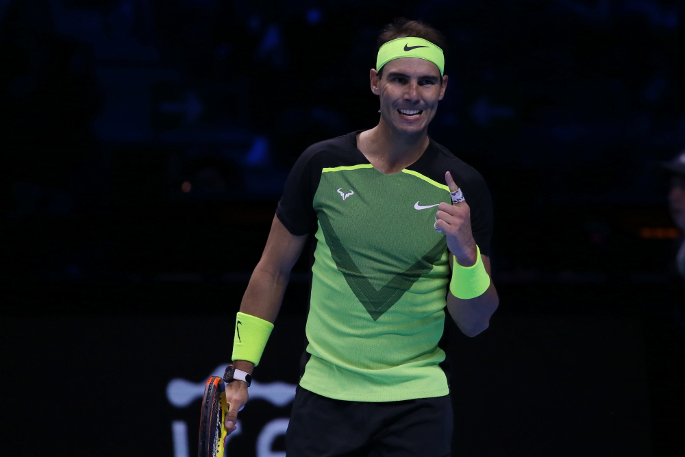 Rafael Nadal in campo per preparare la stagione sul rosso (VIDEO)