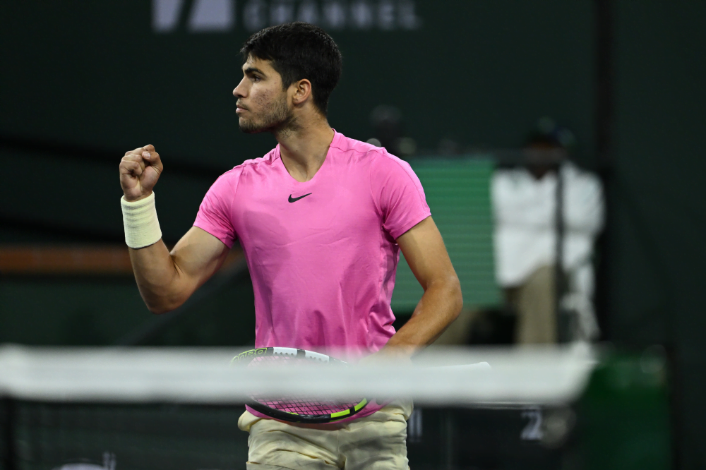 ATP 500 Barcellona, Alcaraz resta sul trono: battuto Tsitsipas in due set