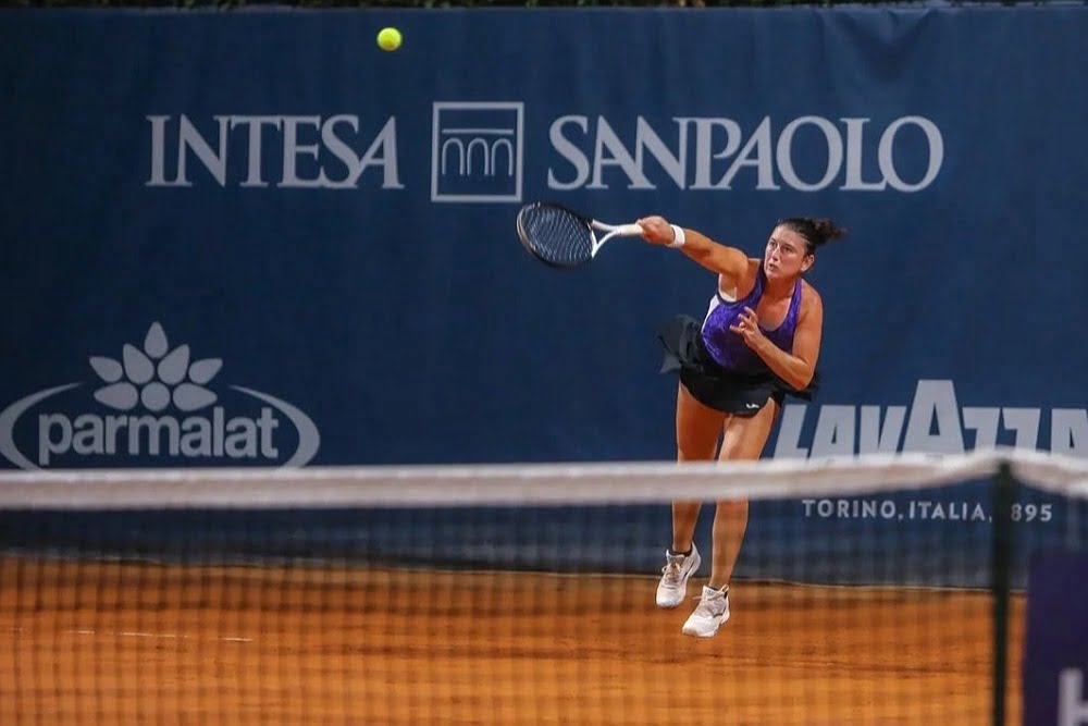 WTA 250 Bogotà: prima gioia nel circuito maggiore per Brancaccio, tonfo Errani