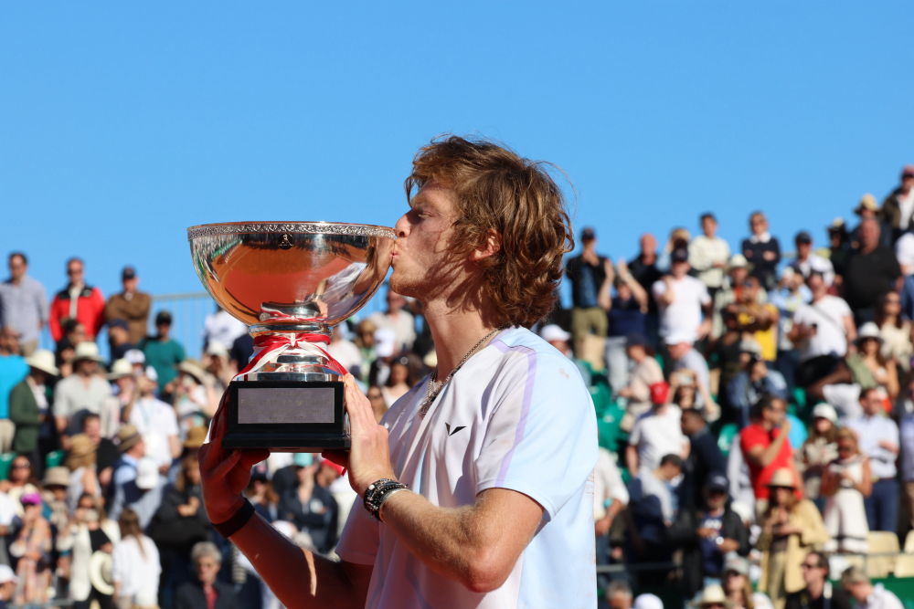 Andrey Rublev: “Non mi aspettavo di vincere il titolo ad inizio settimana, è una bella sensazione”