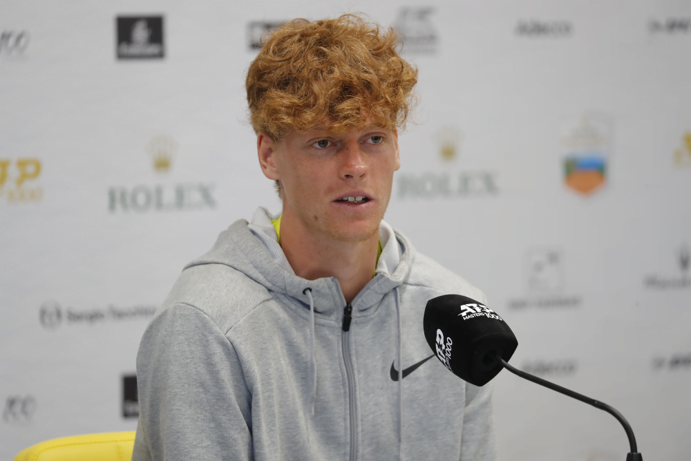 Jannik Sinner: “La risposta sarà la chiave della partita con Rune, il tennis italiano è in ottime mani”