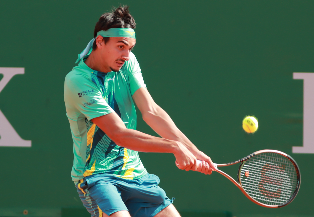 ATP 250 Monaco, Sonego rimonta Halys all’esordio e vola agli ottavi di finale