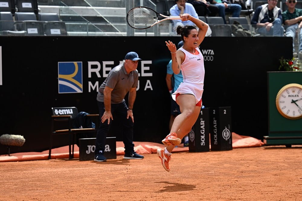 WTA 1000 Madrid, esordio coi fiocchi per Trevisan: eliminata Bouchard in due set