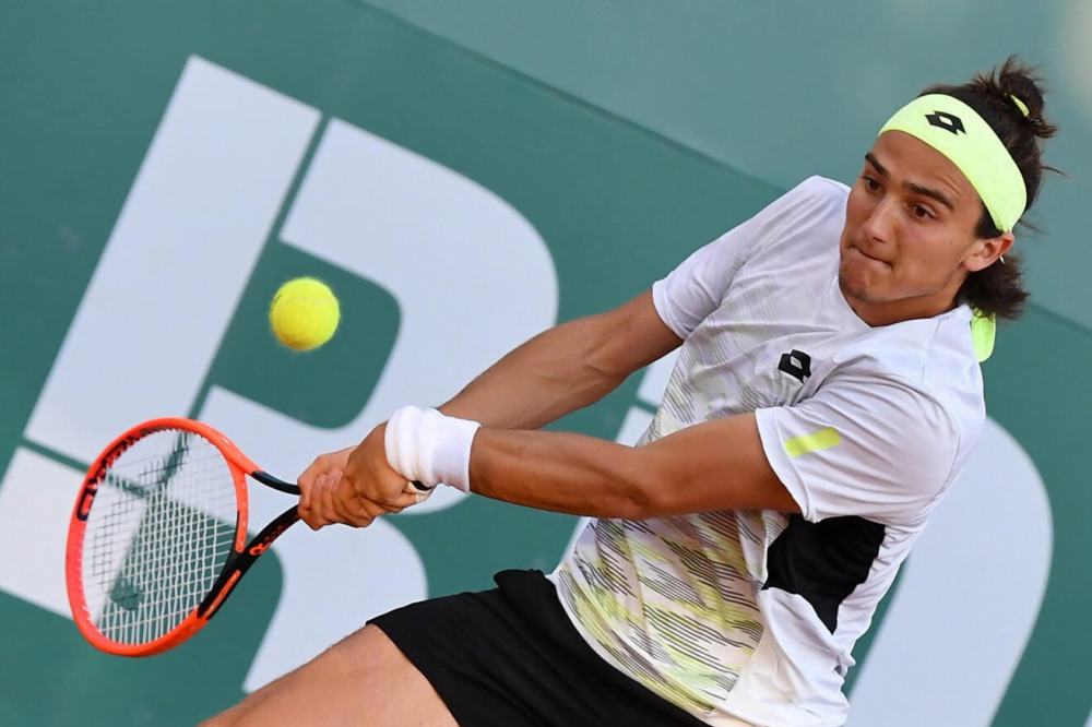 Challenger 175 Cagliari: impresa di Bellucci su Schwartzman, Zeppieri vince il derby con Vavassori
