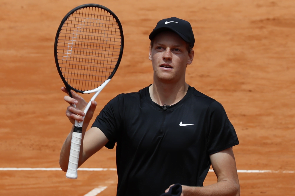 Internazionali BNL d’Italia, Sinner soffre ma batte Shevchenko e accede agli ottavi
