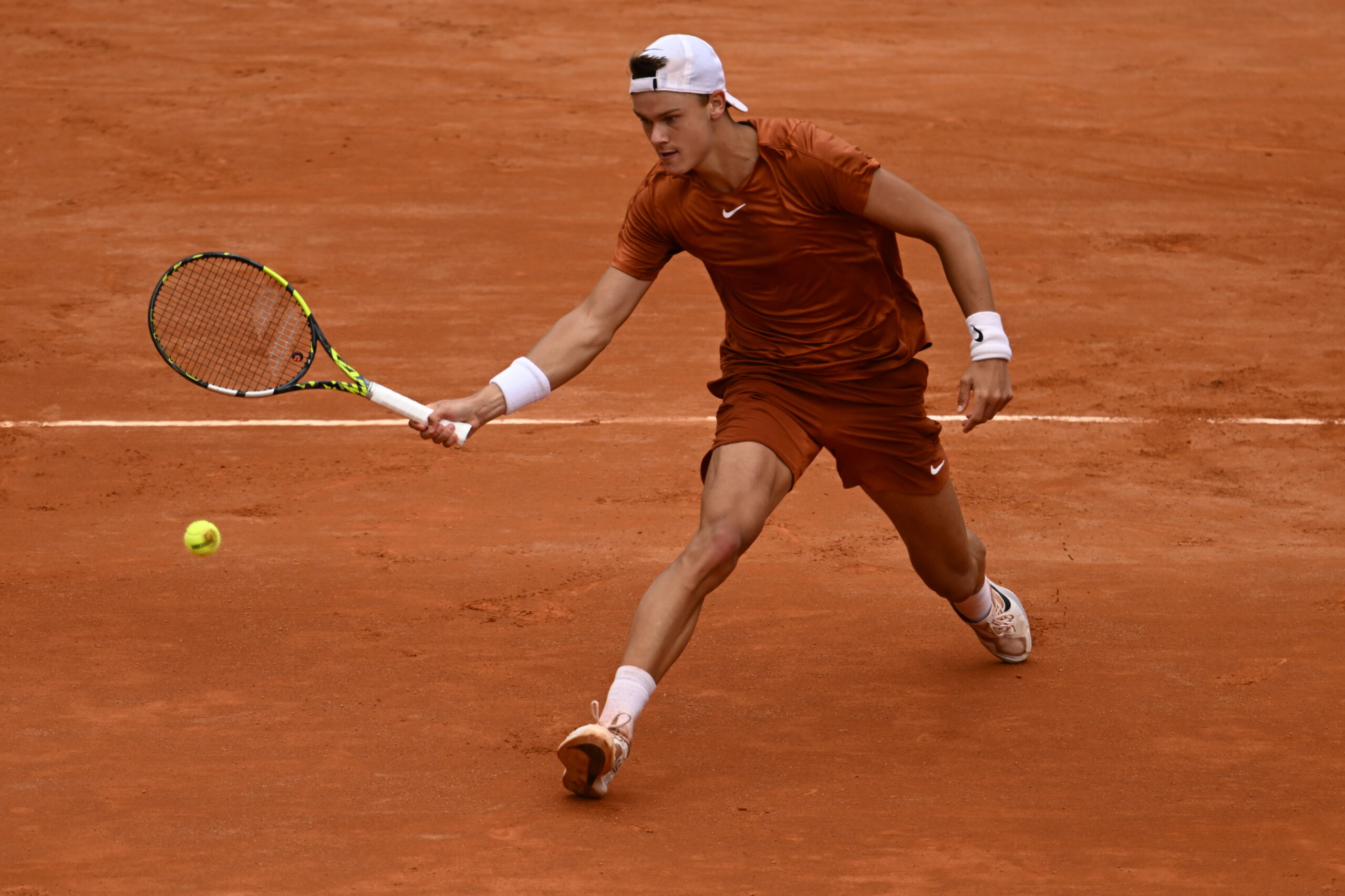 Holger Rune subito fuori a Montecarlo: arriva il ritiro contro Borges