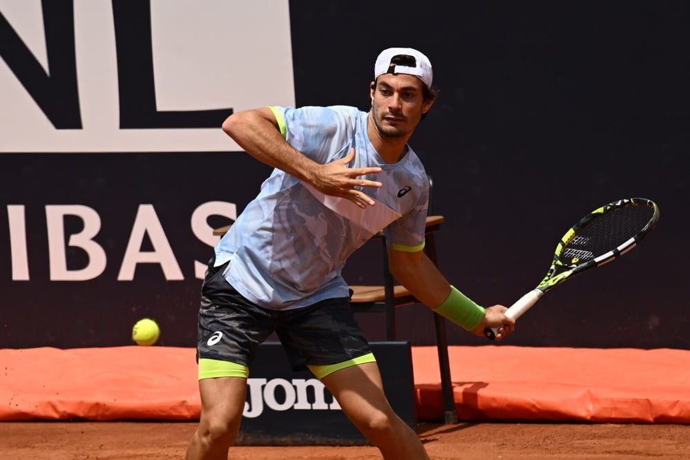 Roland Garros, Zeppieri supera l’esame Bublik: vittoria in cinque set e passaggio al secondo turno
