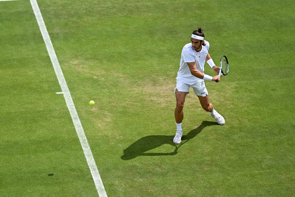 Wimbledon, troppo Hurkacz per Musetti: il polacco passa in tre set. Finisce anche il torneo di Cocciaretto