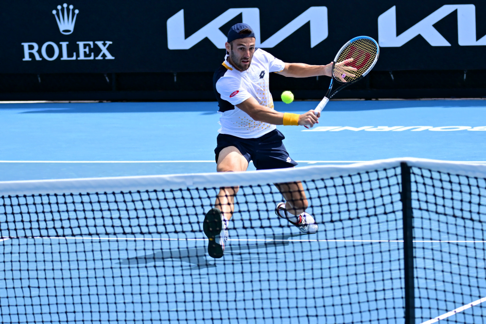 US Open, uno stoico Travaglia cede in quattro set a Tommy Paul. Out Cecchinato