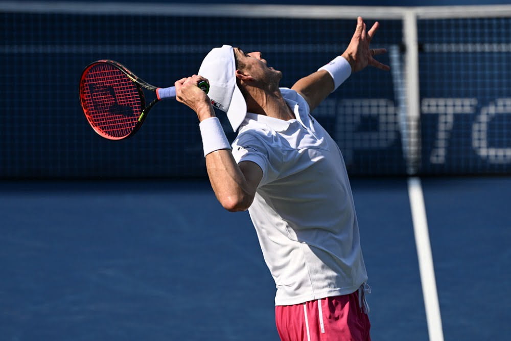 US Open, cala il sipario sulla carriera di John Isner: “Il tennis mi ha dato tutto, difficile dirgli addio”