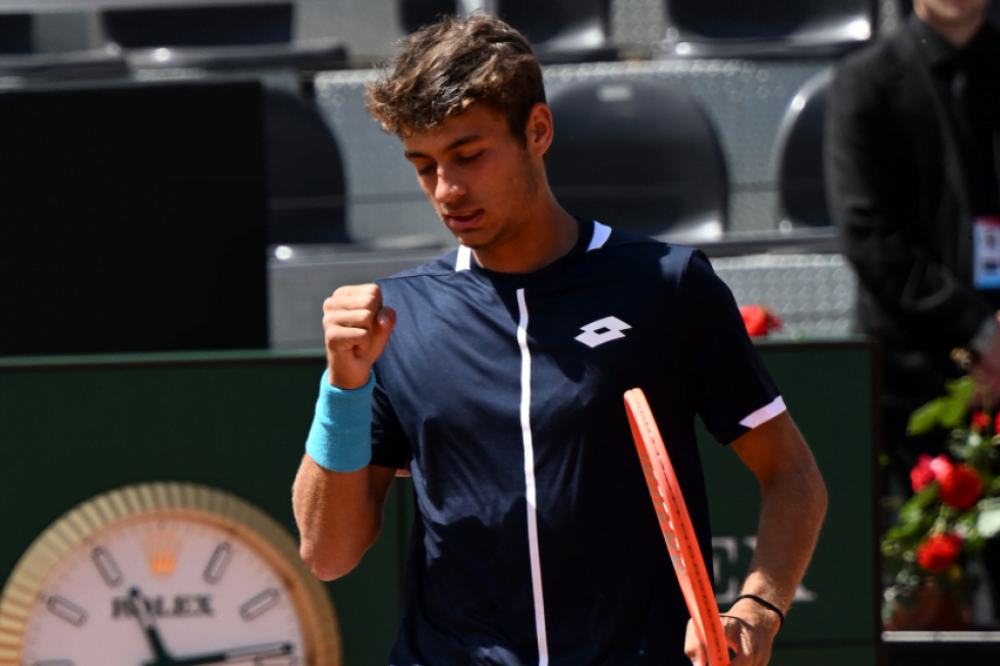 A Lisbona Cobolli vince la finale con Hassan e festeggia il secondo titolo Challenger della sua carriera