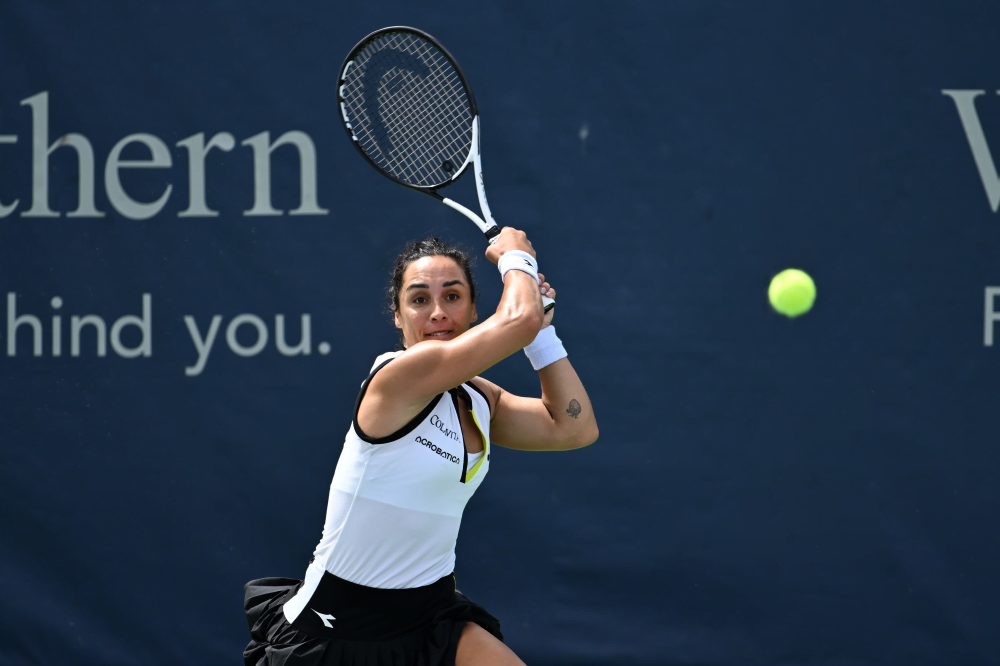 WTA 250 Hong Kong, Trevisan straripante: domina Mertens e conquista la prima semifinale della stagione