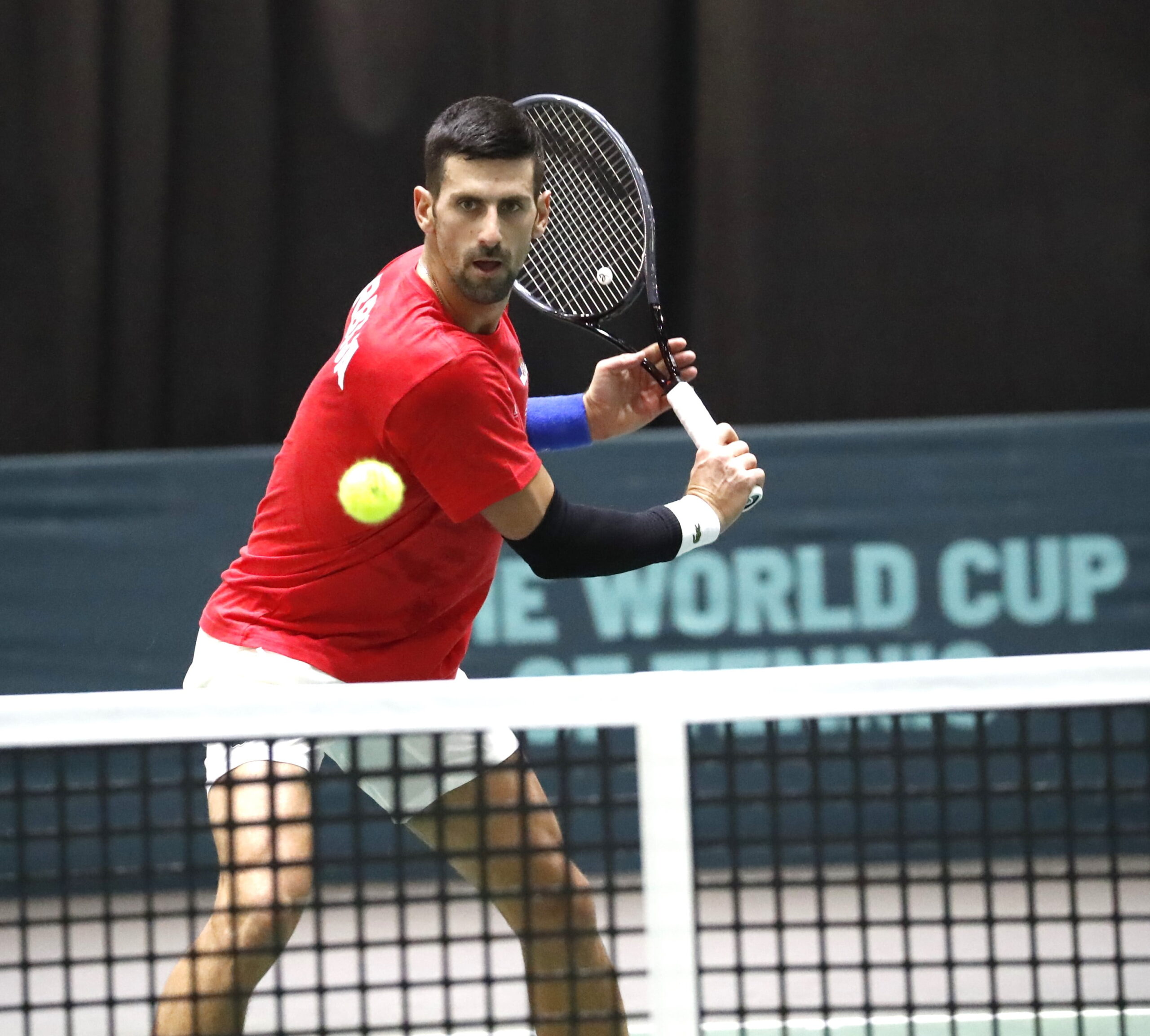 Djokovic contro tutti: lezione ai tifosi inglesi con vista sull’Italia
