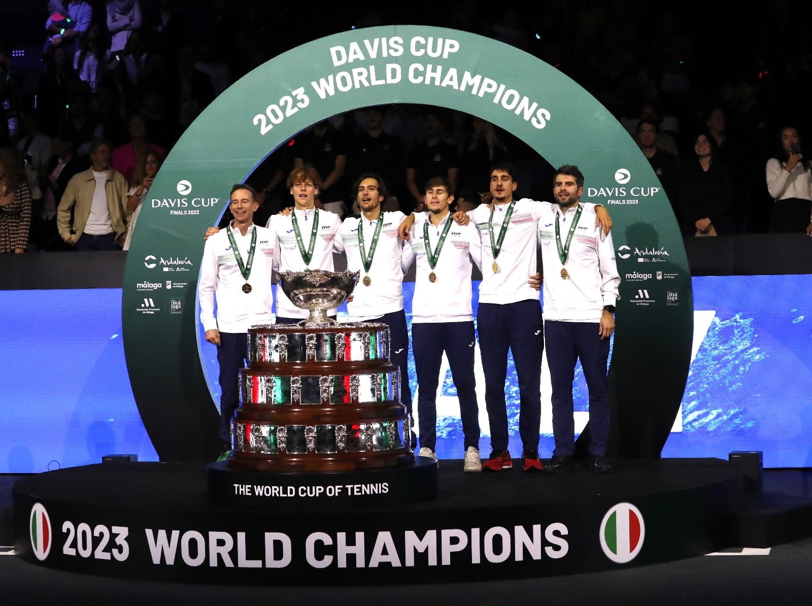 L’Italia di Coppa Davis al Quirinale da Sergio Mattarella: “Complimenti a ciascuno di voi, avete generato entusiasmo”