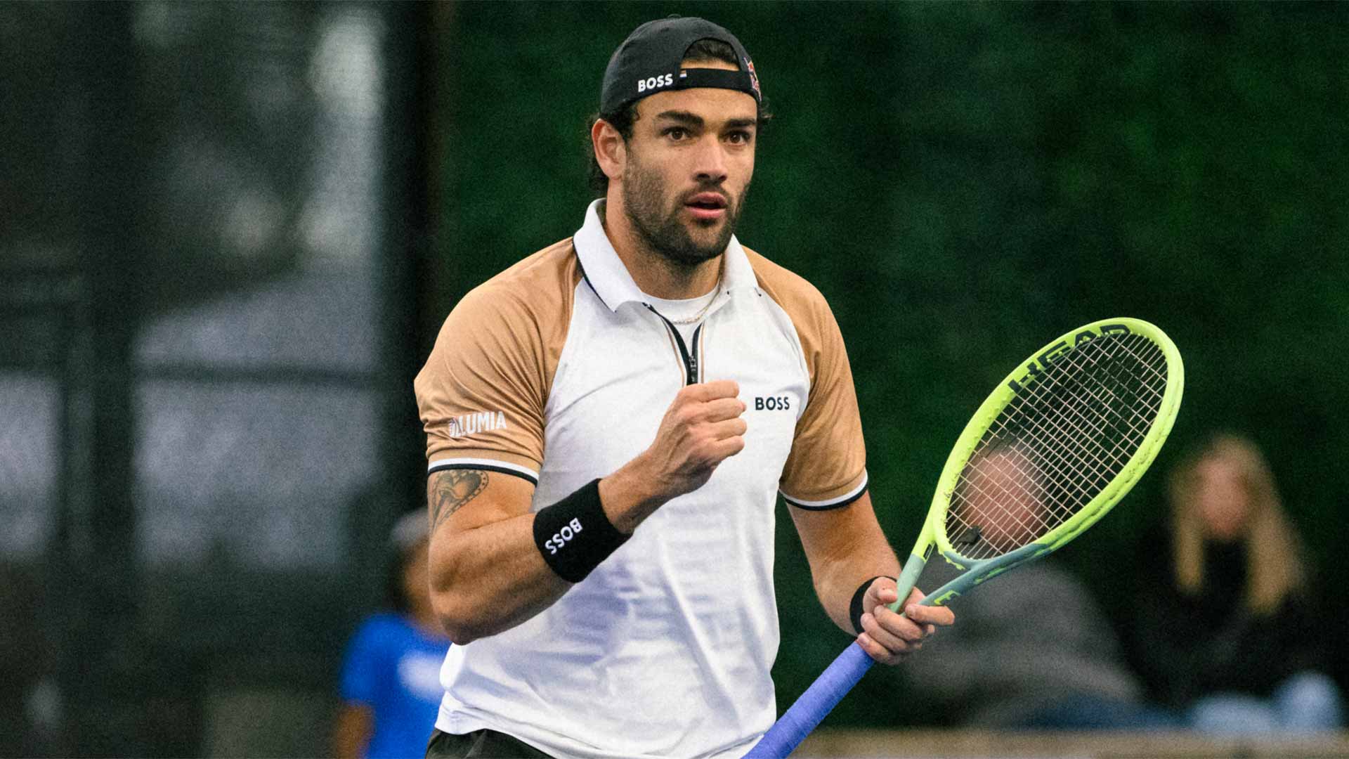 Matteo Berrettini batte Cazaux in rimonta dopo oltre 24 ore